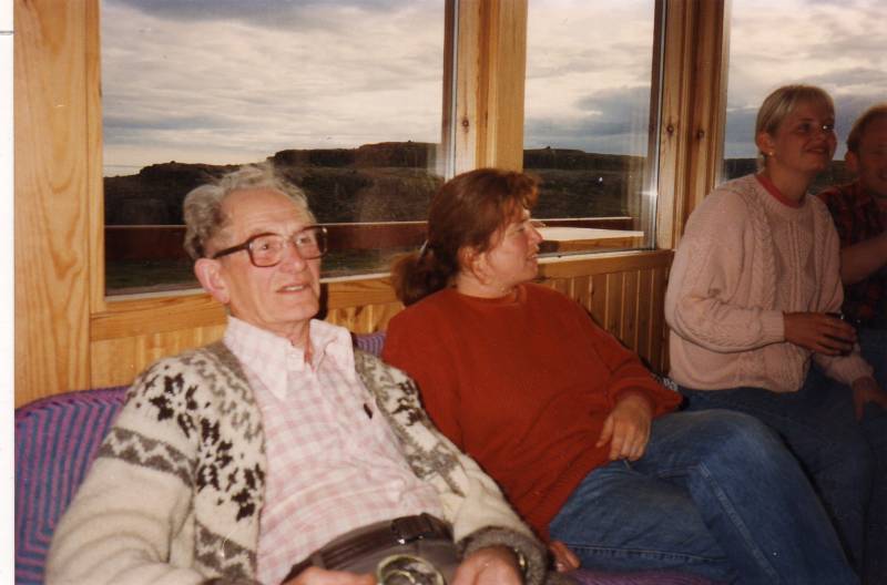 1993_mulakot_a_kveldi.jpg 1993_mulakot_a_kveldi.jpg