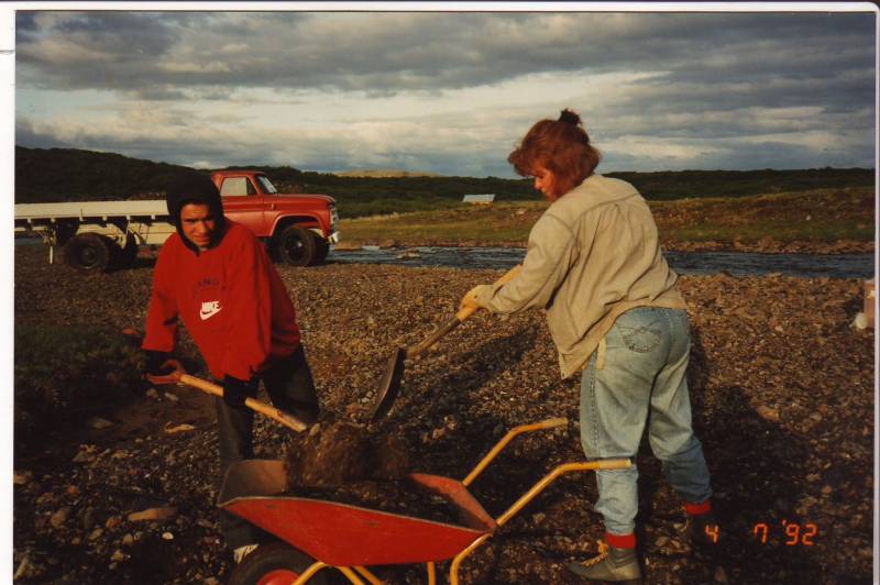 1992_maedgin_i_vegavinnu.jpg 1992_maedgin_i_vegavinnu.jpg