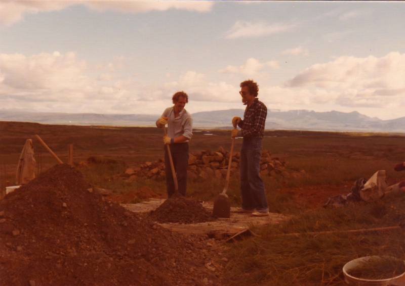 1977_steypuhraeringur.jpg 1977_steypuhraeringur.jpg